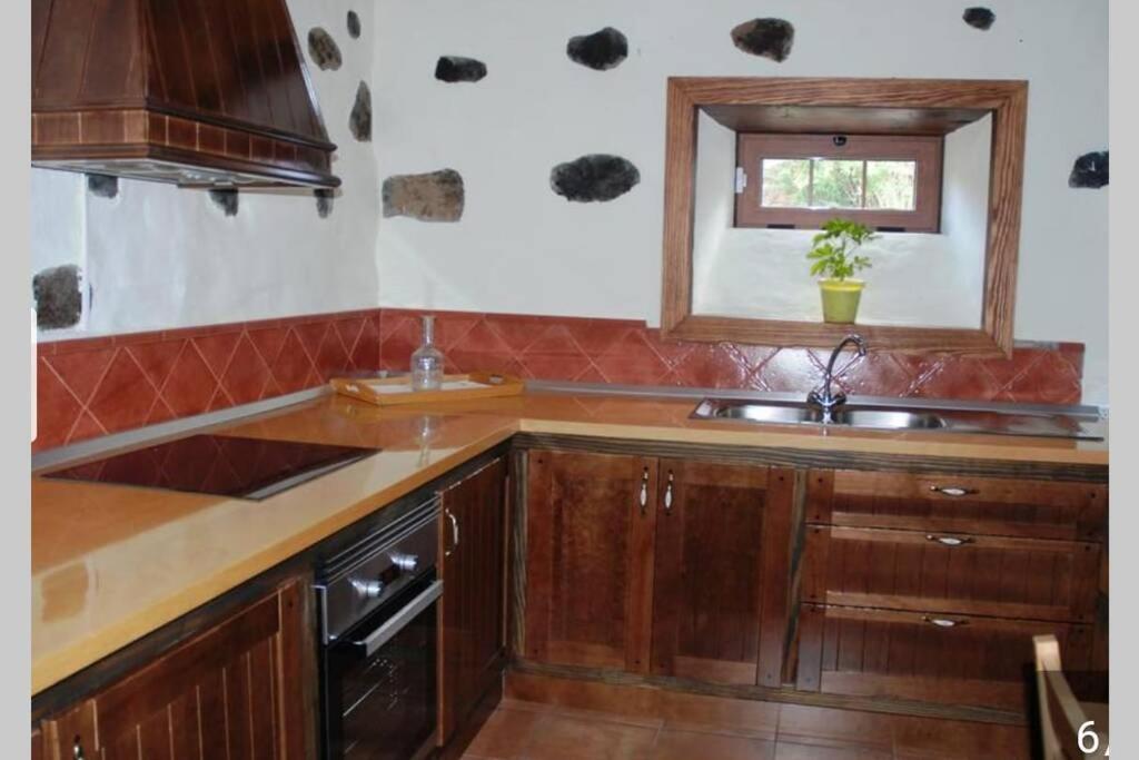 "Villa Servanda " - Relax, Nature, Wide Views Of The Sea And A Starry Sky Puntagorda Exteriör bild